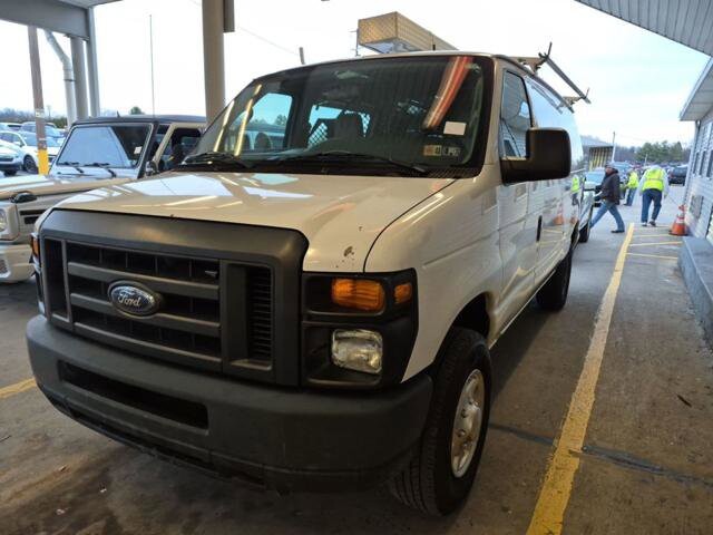 2013 Ford E-350 and Econoline 350 in Blauvelt, NY 10913 - 18124930 3