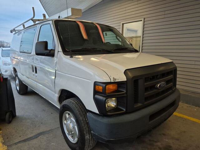 2013 Ford E-350 and Econoline 350 in Blauvelt, NY 10913 - 18124930