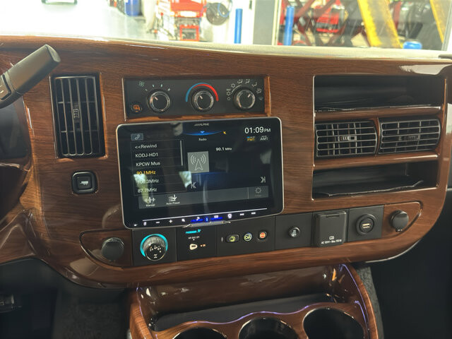 2023 GMC Savana 2500 in Burlington, WI 53105 - 18124945 34