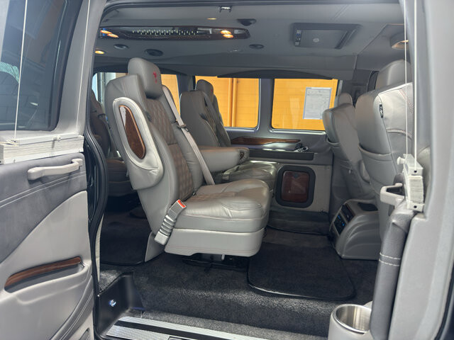 2023 GMC Savana 2500 in Burlington, WI 53105 - 18124945 19