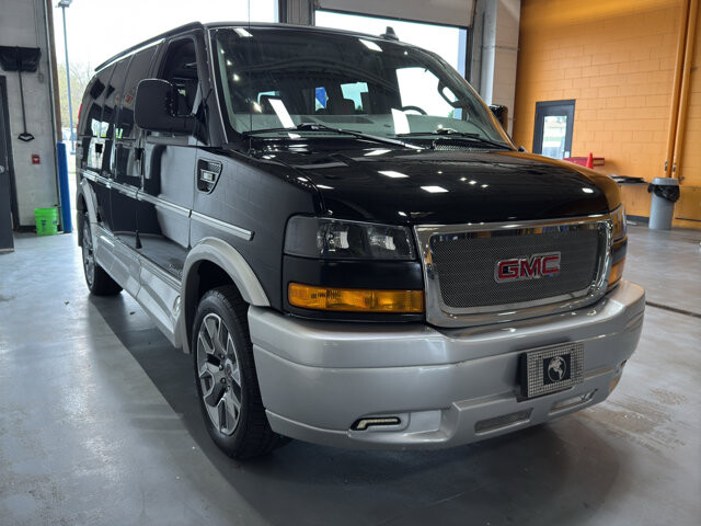 2023 GMC Savana 2500 in Burlington, WI 53105 - 18124945 7