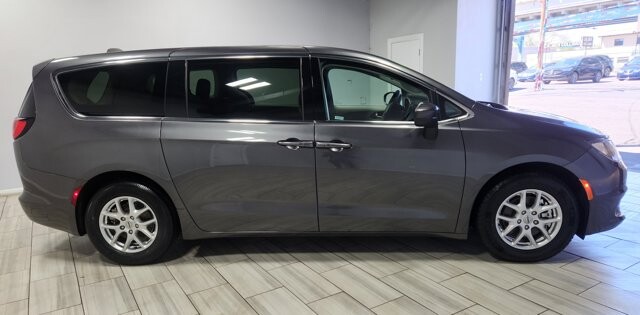 2023 Chrysler Voyager in Cinnaminson, NJ 08077 - 18124947 6