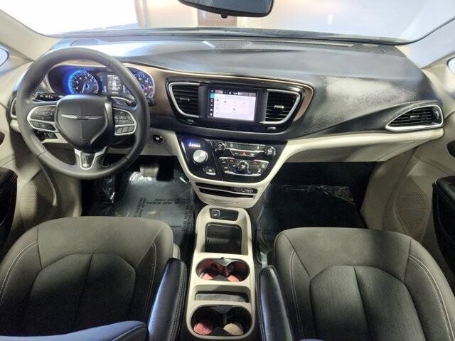 2023 Chrysler Voyager in Cinnaminson, NJ 08077 - 18124947 15