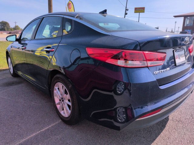 2017 Kia Optima in North Little Rock, AR 72117-1620 - 18124952 3