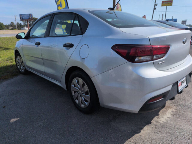 2018 Kia Rio in North Little Rock, AR 72117-1620 - 18124958 3