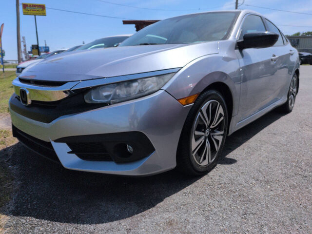 2017 Honda Civic in North Little Rock, AR 72117-1620 - 18124961
