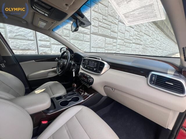 2016 Kia Sorento in Decatur, GA 30032 - 18124965 22