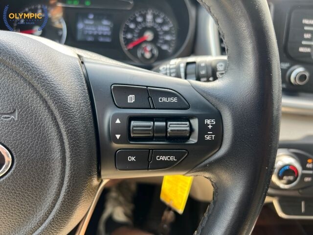 2016 Kia Sorento in Decatur, GA 30032 - 18124965 25