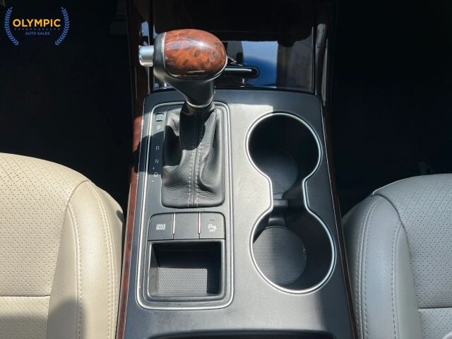 2016 Kia Sorento in Decatur, GA 30032 - 18124965 31