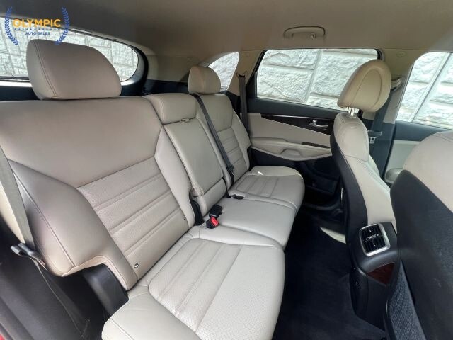 2016 Kia Sorento in Decatur, GA 30032 - 18124965 41