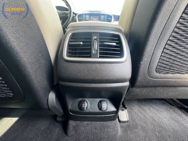 2016 Kia Sorento in Decatur, GA 30032 - 18124965 33