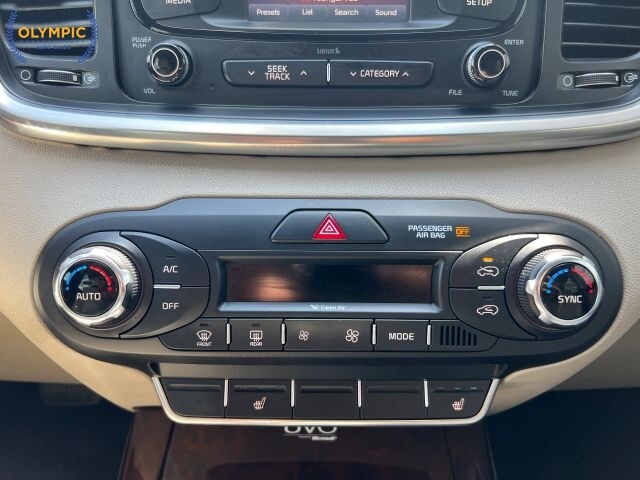 2016 Kia Sorento in Decatur, GA 30032 - 18124965 30