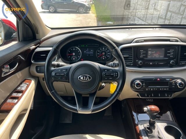 2016 Kia Sorento in Decatur, GA 30032 - 18124965 23