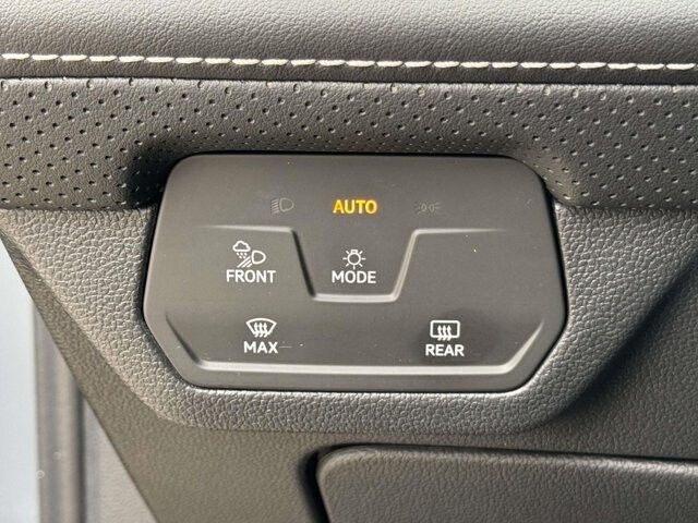 2024 Volkswagen Atlas in Winchester, VA 22602 - 18124966 24