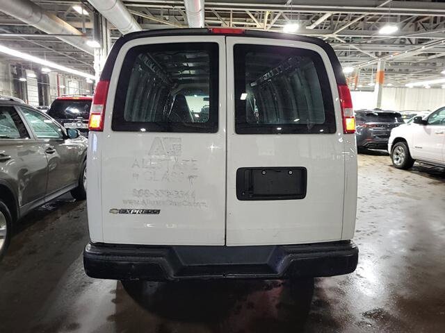 2019 Chevrolet Express 2500 in Blauvelt, NY 10913 - 18124967 6