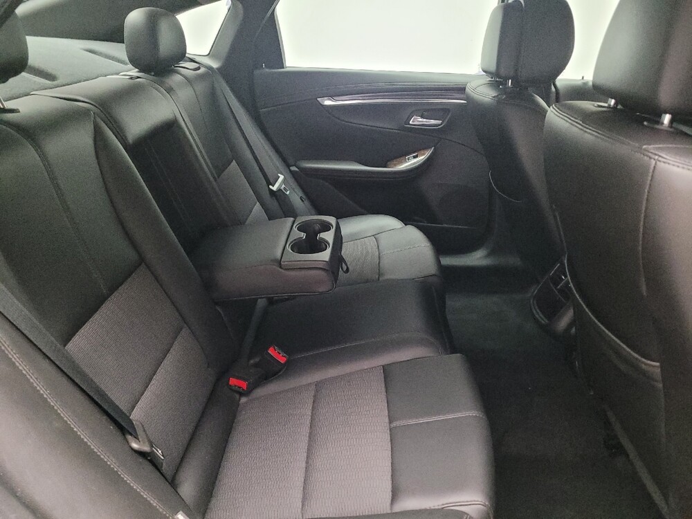 2014 Chevrolet Impala in Torrance, CA 90504 - 18124972 19