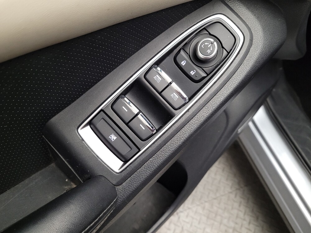 2019 Subaru Ascent in Riverside, CA 92504 - 18124975 27