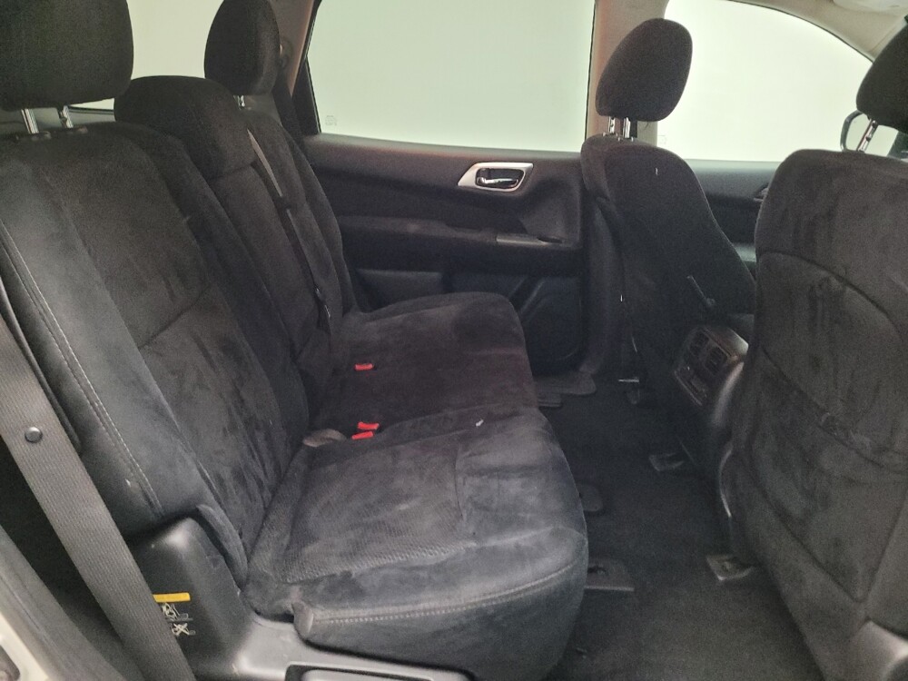 2015 Nissan Pathfinder in Torrance, CA 90504 - 18124976 19