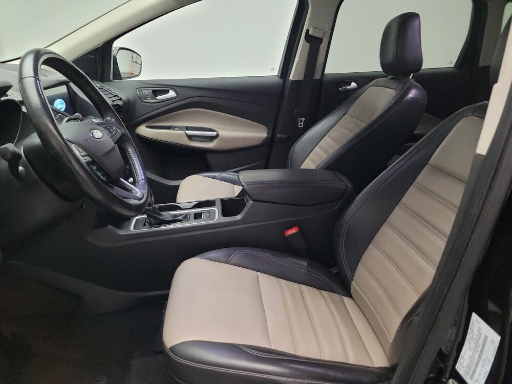 2019 Ford Escape in Downey, CA 90241 - 18124979 17