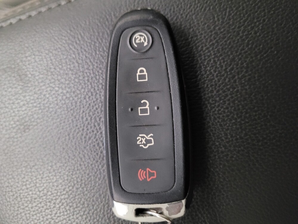 2019 Ford Escape in Downey, CA 90241 - 18124979 32