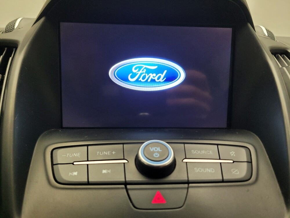 2019 Ford Escape in Downey, CA 90241 - 18124979 25
