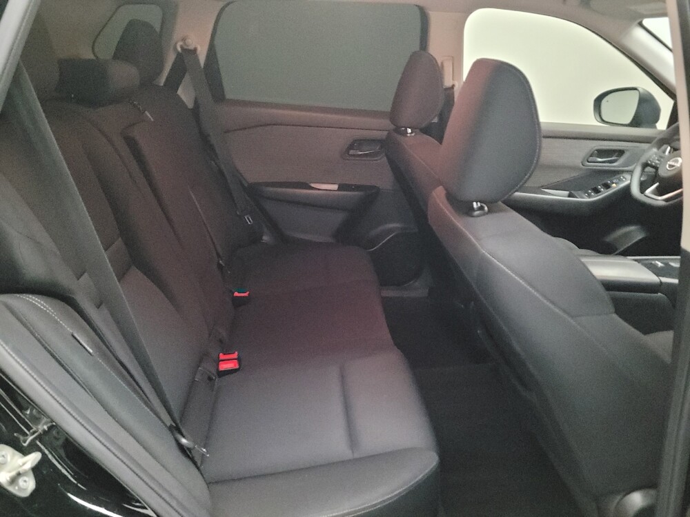 2023 Nissan Rogue in Downey, CA 90241 - 18124981 19