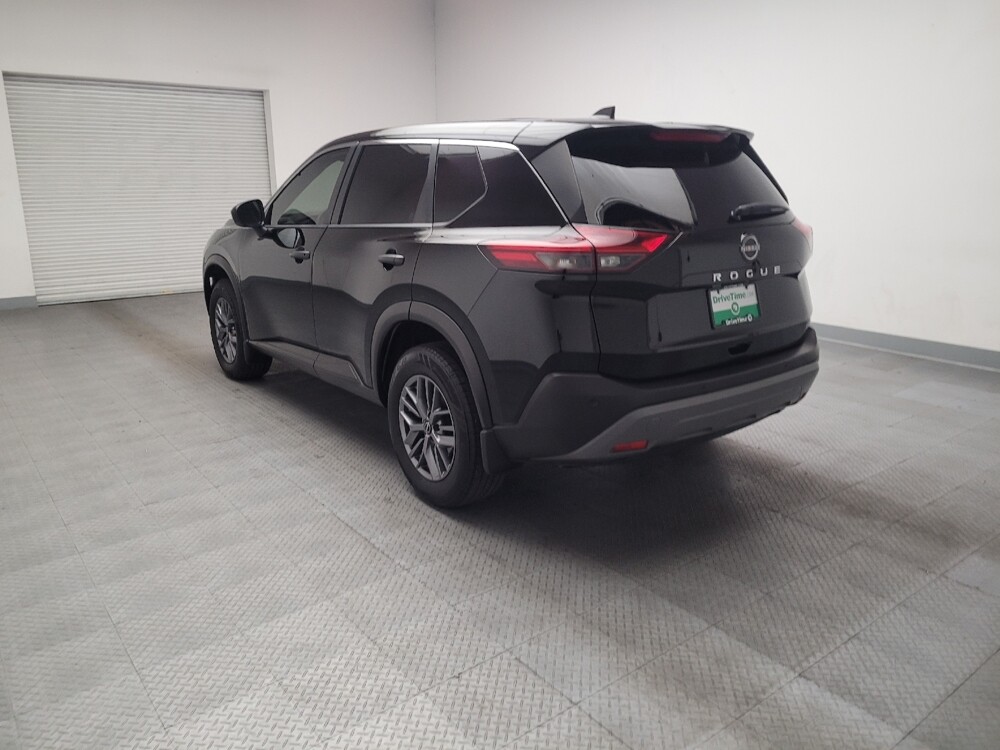 2023 Nissan Rogue in Downey, CA 90241 - 18124981 5