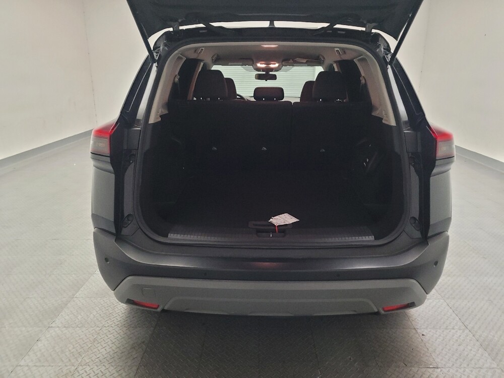 2023 Nissan Rogue in Downey, CA 90241 - 18124981 29