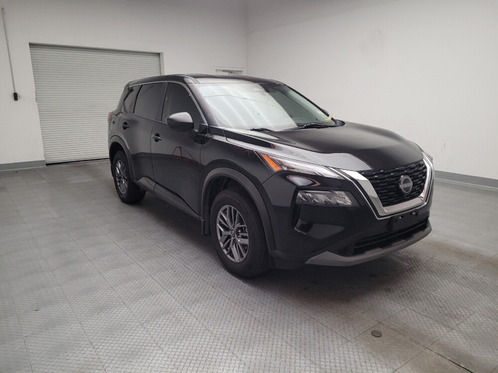 2023 Nissan Rogue in Downey, CA 90241 - 18124981 13