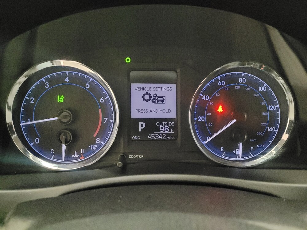 2017 Toyota Corolla in Torrance, CA 90504 - 18124983 23