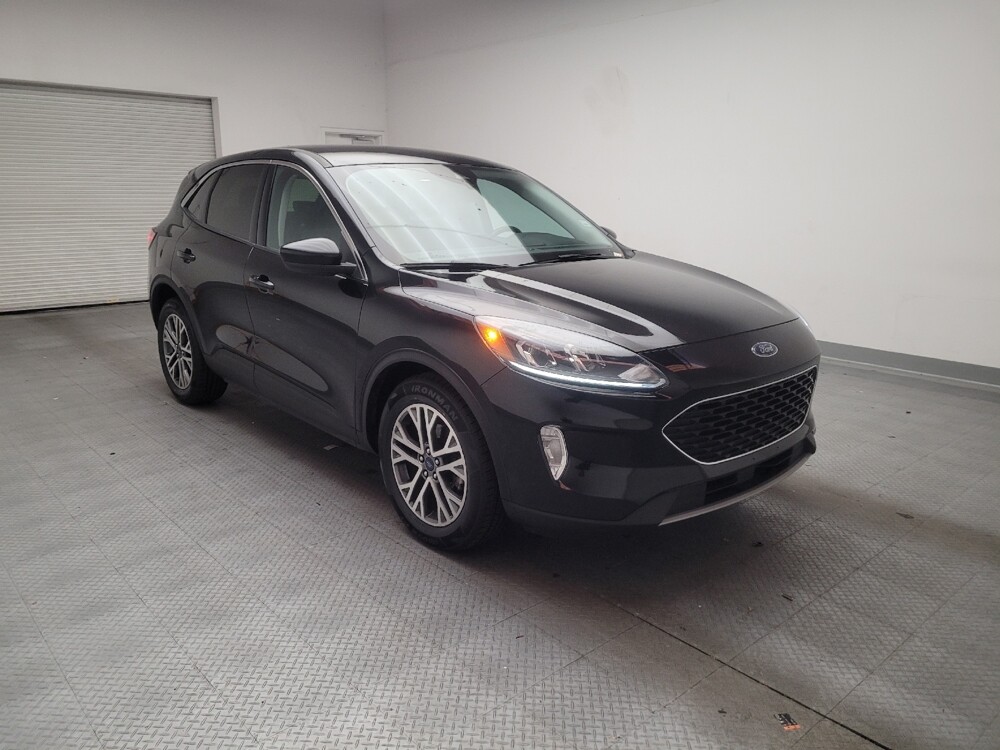 2022 Ford Escape in Fresno, CA 93726 - 18124985 13