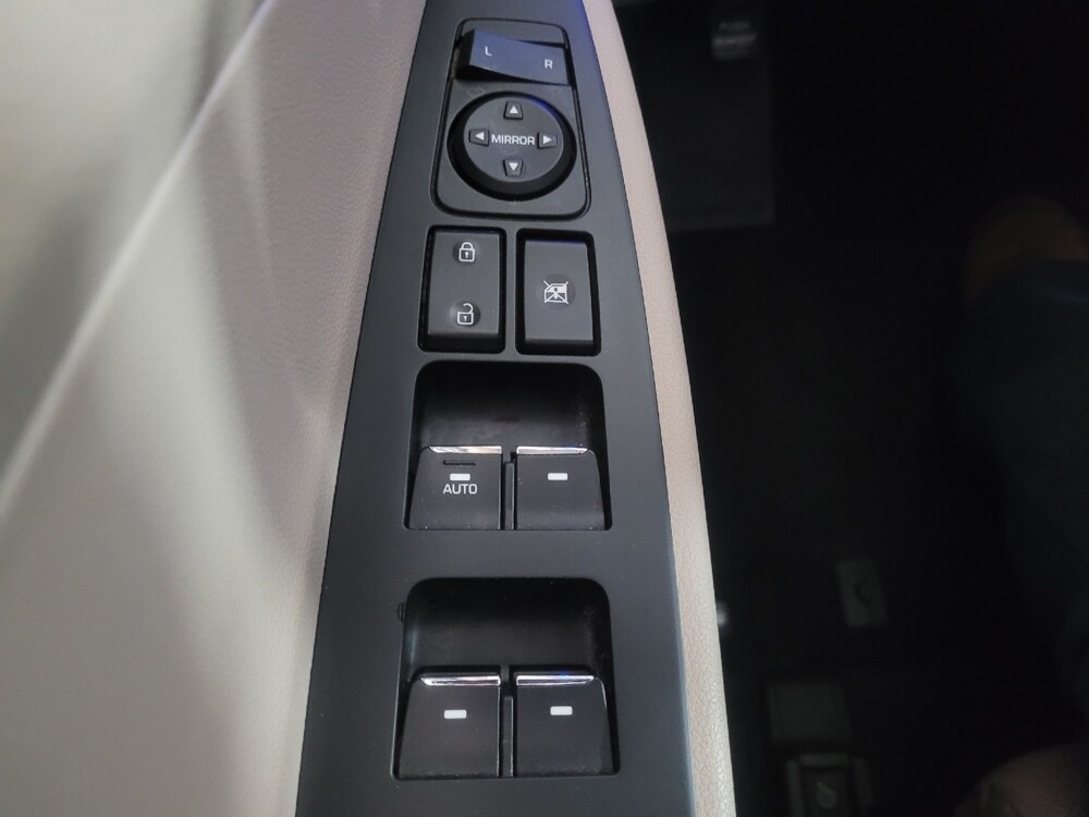 2017 Hyundai Tucson in Union City, GA 30291 - 18124993 27