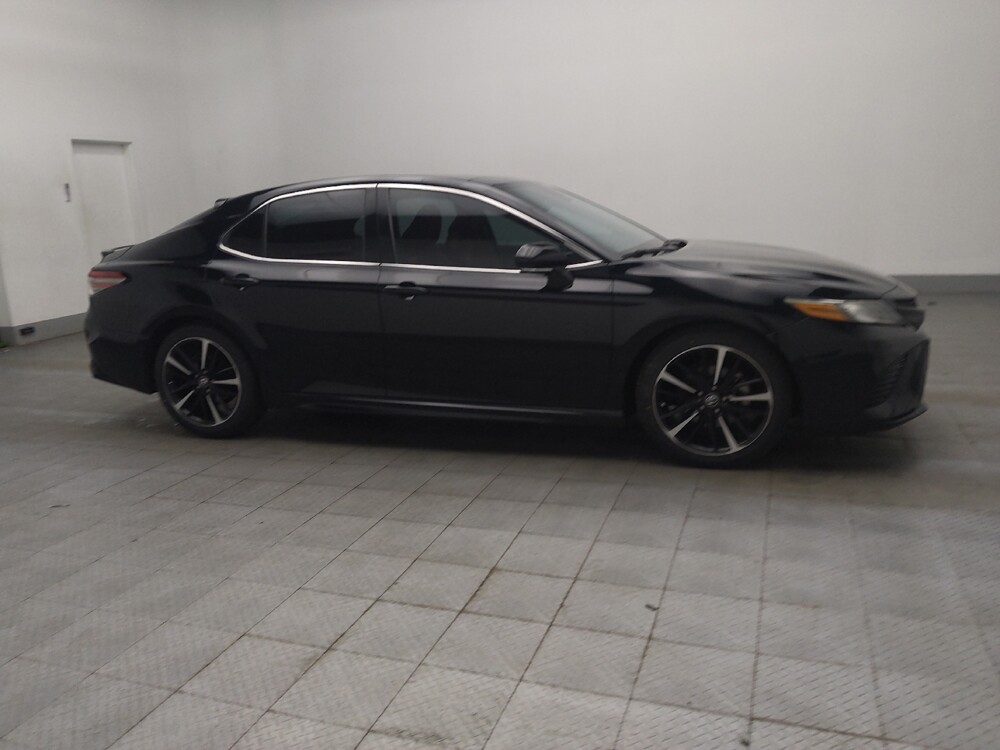 2018 Toyota Camry in Conyers, GA 30094 - 18124997 11