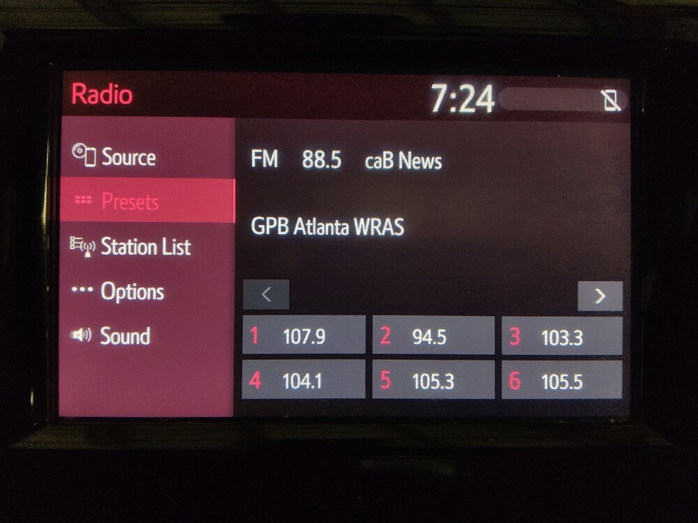 2018 Toyota Camry in Conyers, GA 30094 - 18124997 25