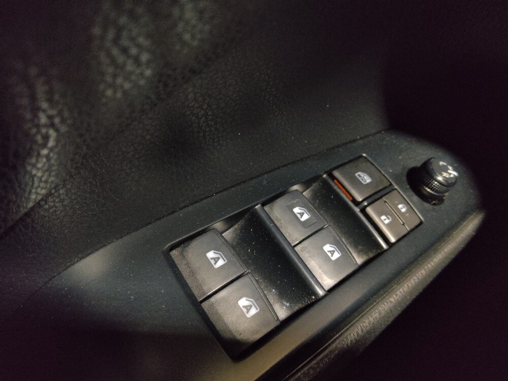 2019 Toyota Camry in Augusta, GA 30907 - 18125002 27