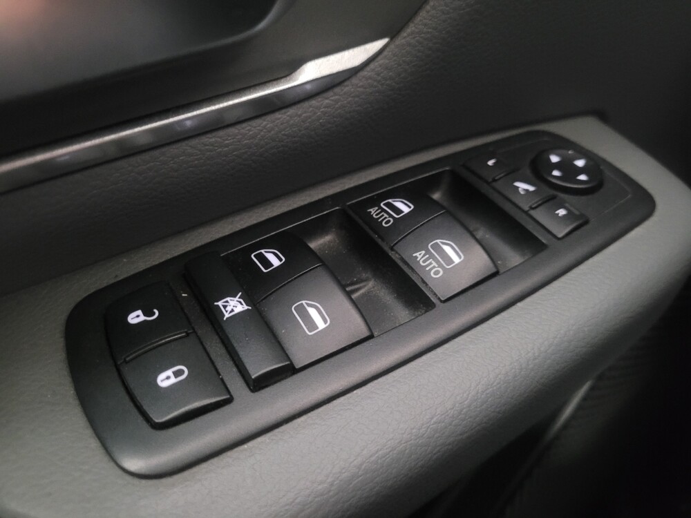 2019 RAM 1500 in Morrow, GA 30260 - 18125010 27