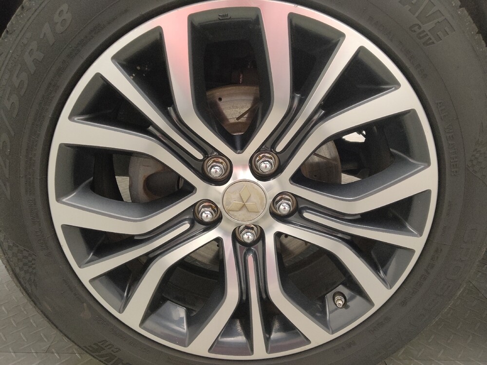 2017 Mitsubishi Outlander in Union City, GA 30291 - 18125013 31