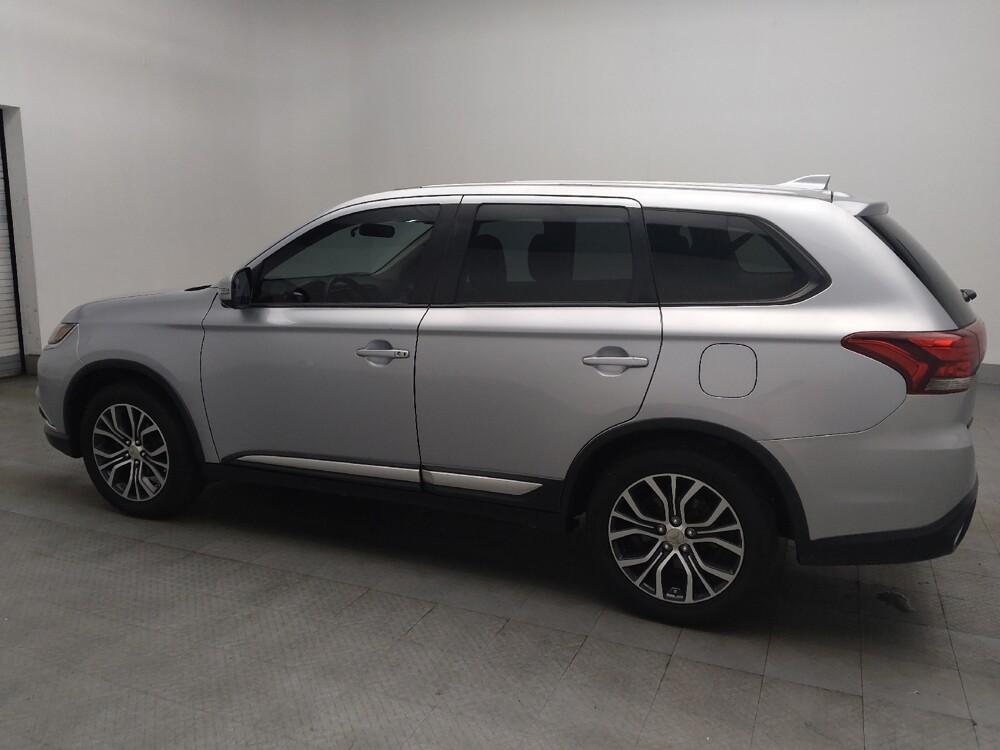 2017 Mitsubishi Outlander in Union City, GA 30291 - 18125013 3