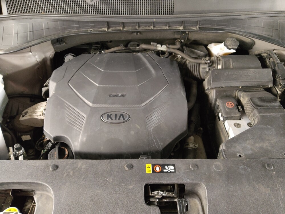 2019 Kia Sorento in Macon, GA 31210 - 18125034 30