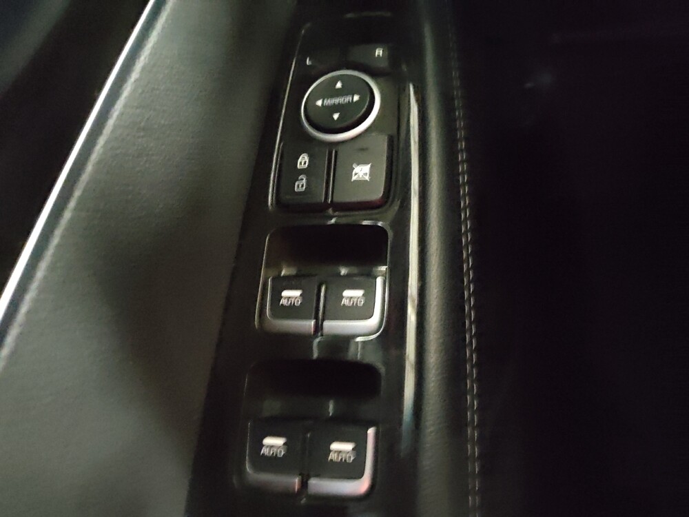 2019 Kia Sorento in Macon, GA 31210 - 18125034 27