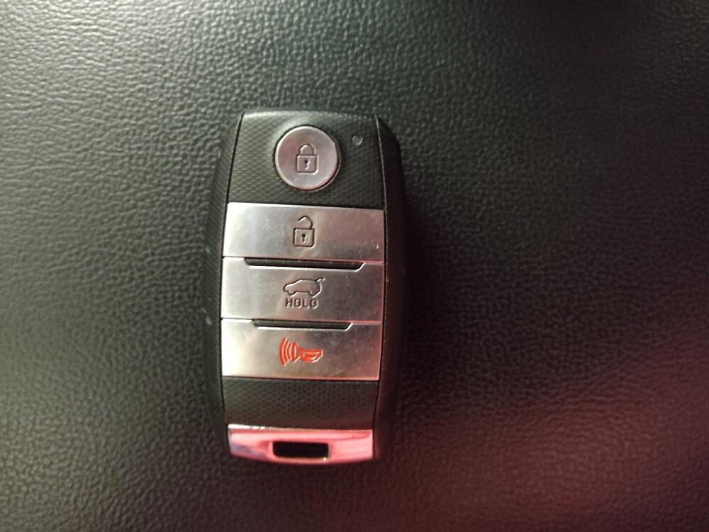 2019 Kia Sorento in Macon, GA 31210 - 18125034 32