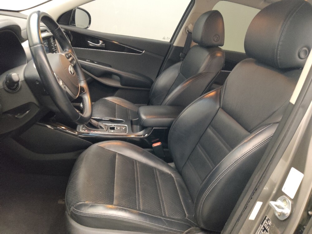2019 Kia Sorento in Macon, GA 31210 - 18125034 17