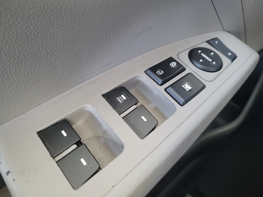 2019 Hyundai Elantra in Stone Mountain, GA 30083 - 18125035 27