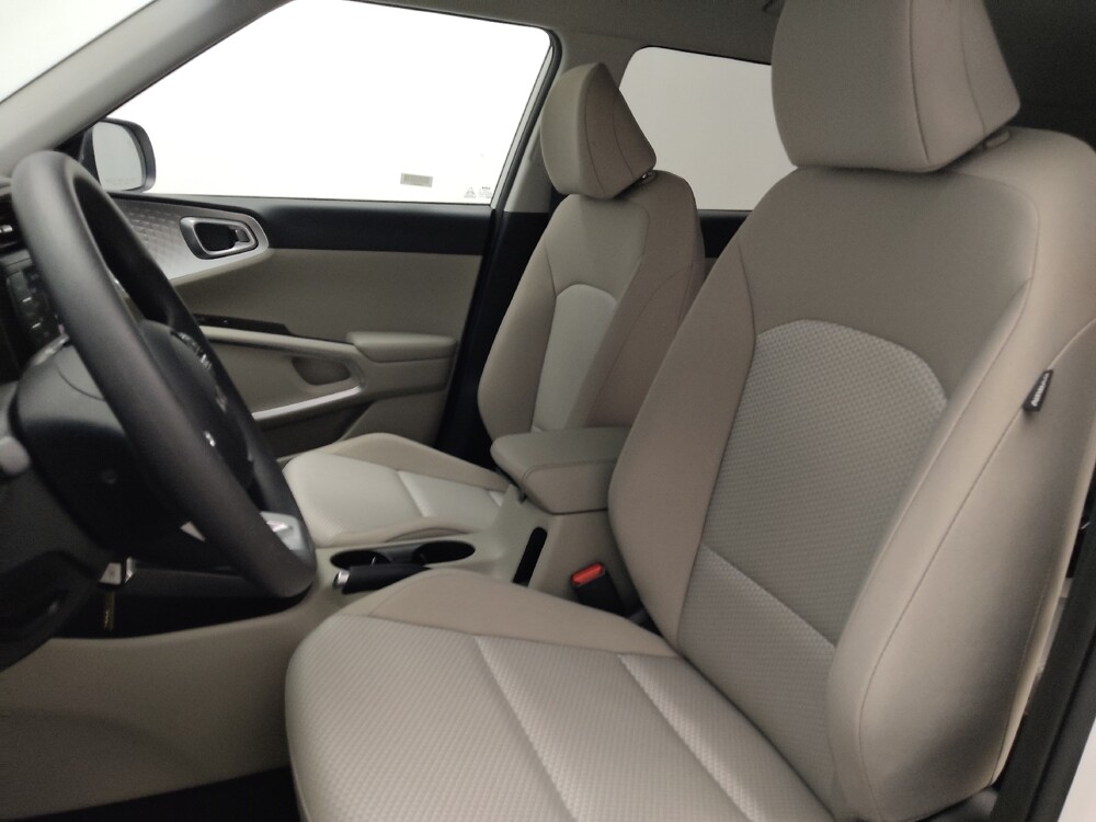 2025 Kia Soul in Knoxville, TN 37923 - 18125036 17