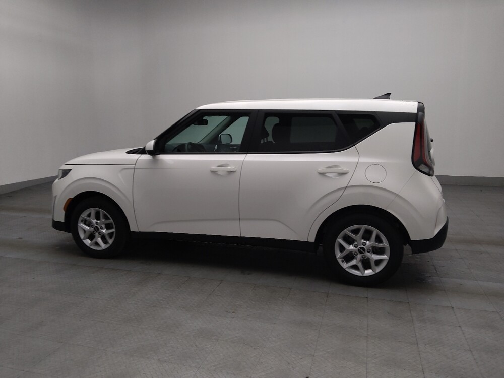 2025 Kia Soul in Morrow, GA 30260 - 18125037 3