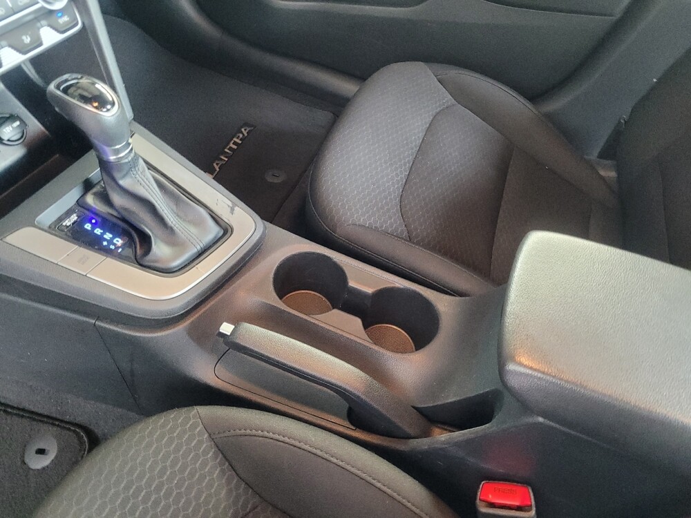2020 Hyundai Elantra in Birmingham, AL 35215 - 18125039 26