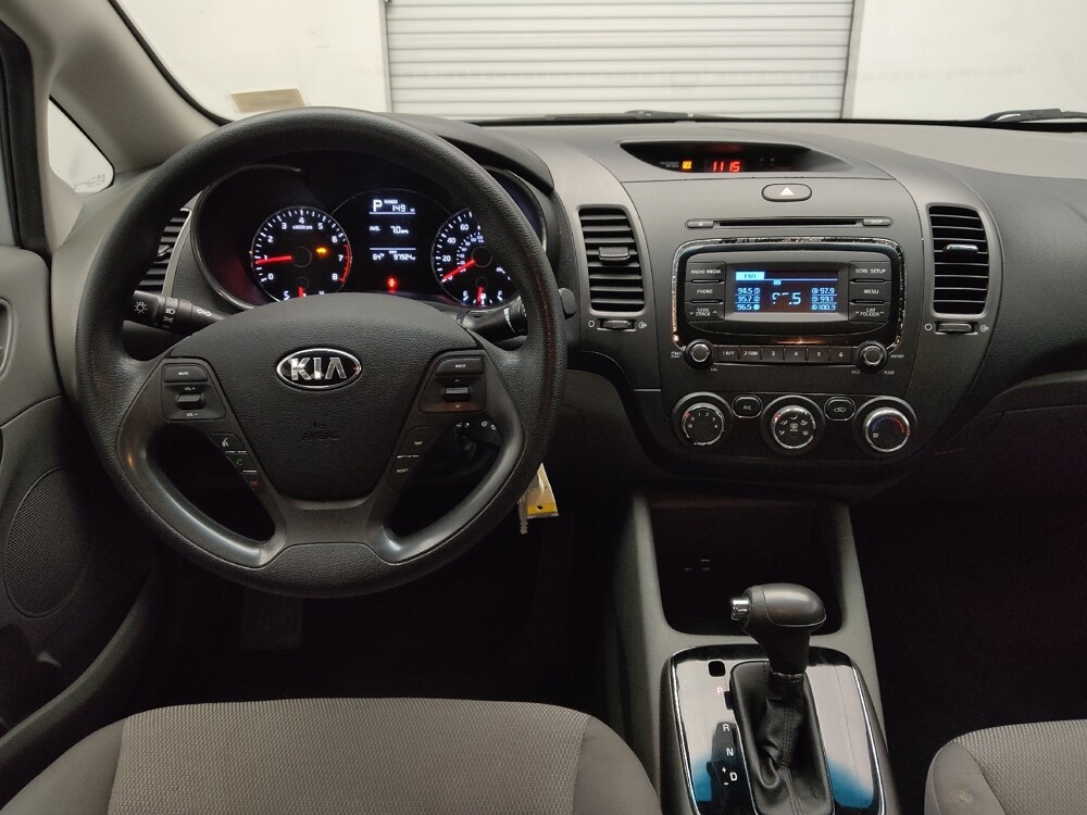 2017 Kia Forte in El Paso, TX 79907 - 18125056 22