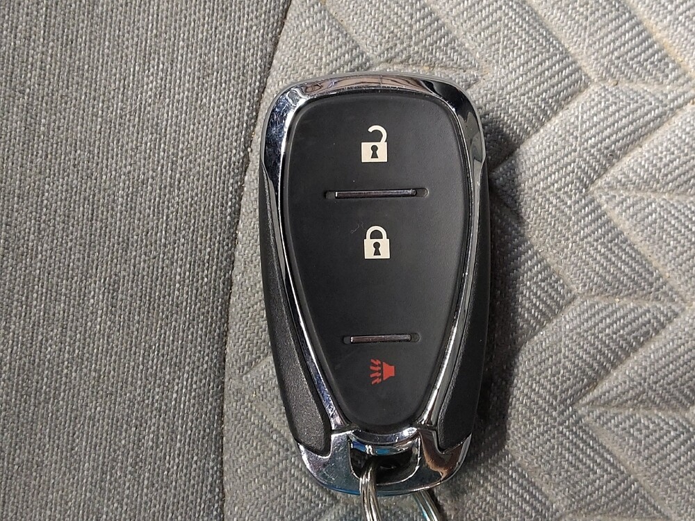 2022 Chevrolet Equinox in El Paso, TX 79907 - 18125060 32