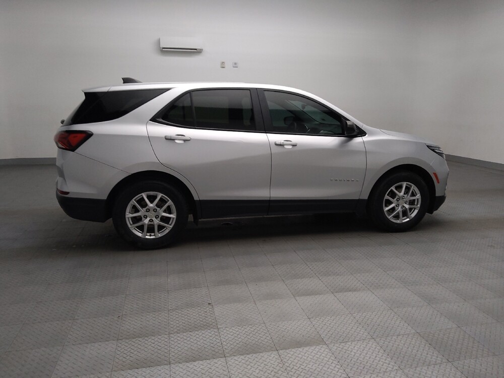 2022 Chevrolet Equinox in El Paso, TX 79907 - 18125060 10