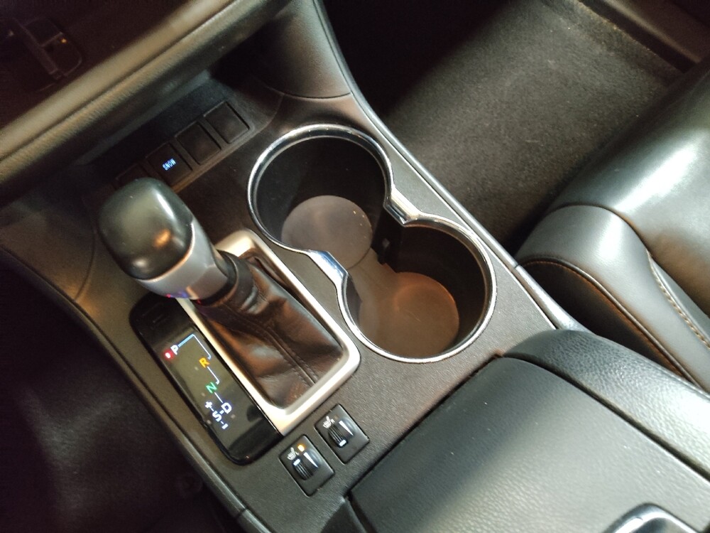 2019 Toyota Highlander in Fort Worth, TX 76116 - 18125061 26